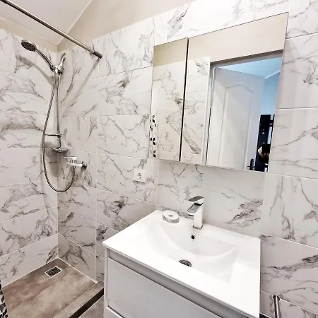 Апартаменти Kunigiskiu Apartamentai Паланга
